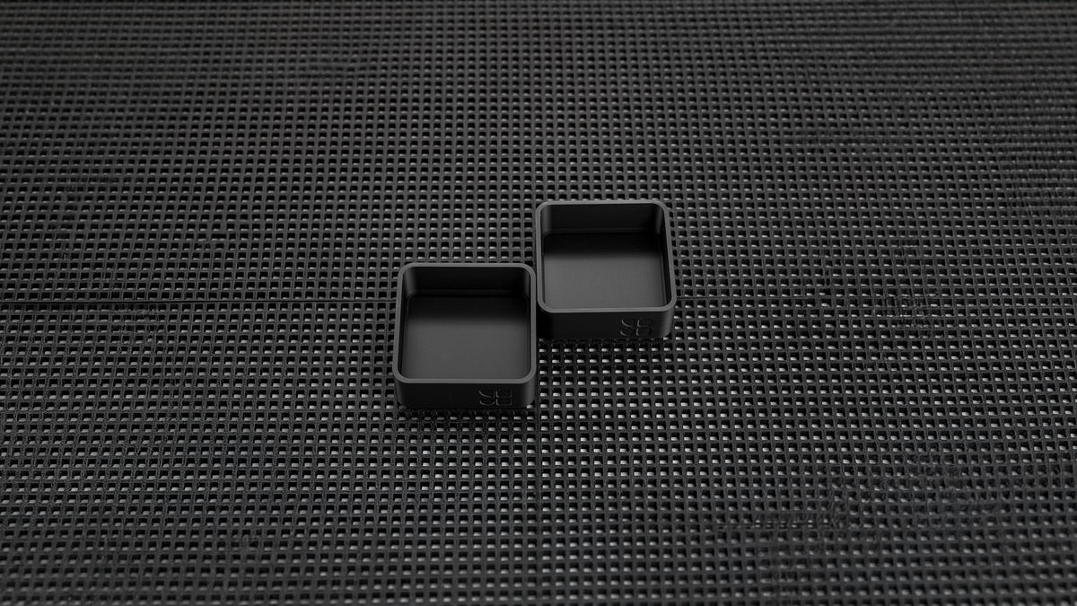 Box LIP M · Чорний