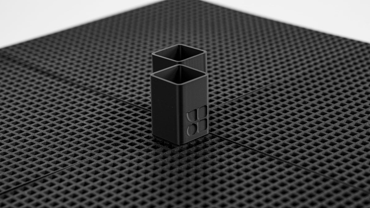 Box LIP S · Чорний